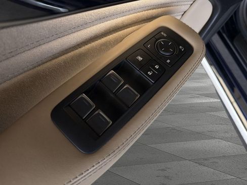 Certified 2022 Lexus LS 500 w/ Interior Upgrade Package RWD image 9