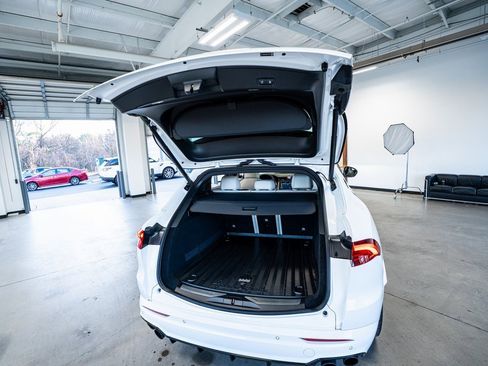 Used 2023 Maserati Grecale Modena image 62