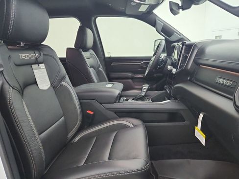 New 2026 RAM 1500 RHO image 33