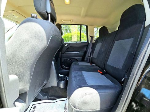 Used 2017 Jeep Compass Sport w/ Power Value Group image 17