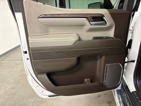 Certified 2024 GMC Sierra 1500 SLT w/ SLT Premium Plus Package image 42