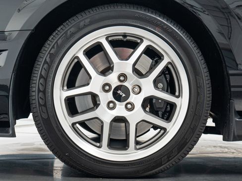 Used 2008 Ford Mustang Shelby GT500 RWD image 10