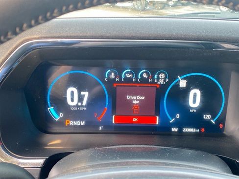 Used 2023 Ford F150 Lariat w/ Equipment Group 502A High image 23