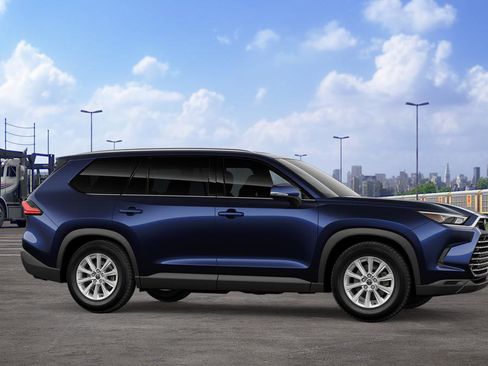 New 2026 Toyota Grand Highlander XLE image 15