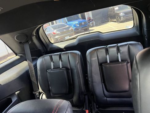 Used 2016 Ford Explorer Sport AWD/4WD image 9