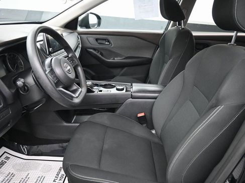 Used 2023 Nissan Rogue S image 23