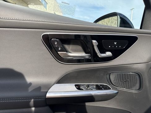 New 2025 Mercedes-Benz GLC 350e 4MATIC image 24