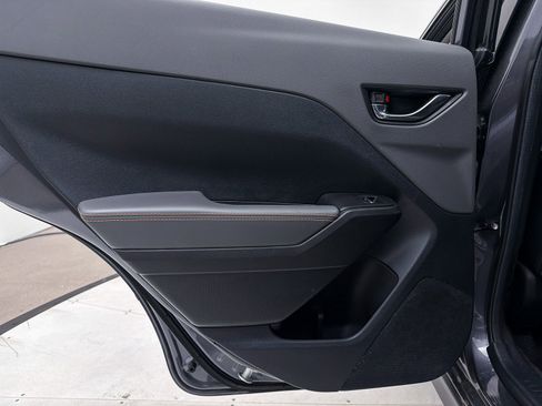 Used 2024 Subaru Crosstrek 2.5i Limited w/ Crosstrek Mirror Package image 27