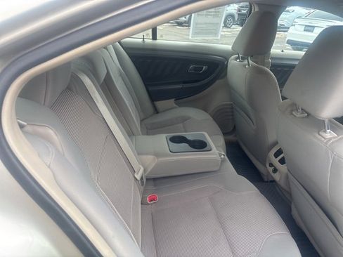 Used 2011 Ford Taurus SEL w/ 201A Rapid Spec Order Code image 9