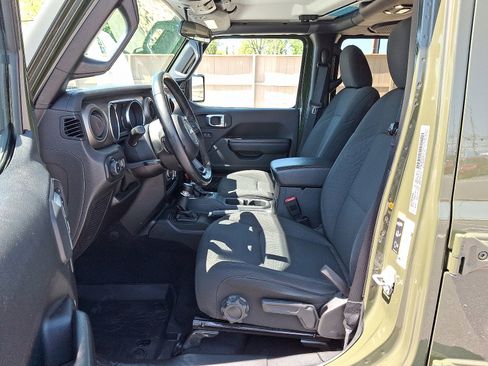 Used 2020 Jeep Wrangler Unlimited Sport AWD/4WD image 15