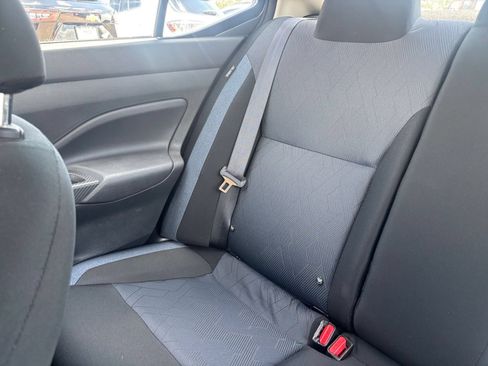 Used 2025 Nissan Versa SV FWD image 36