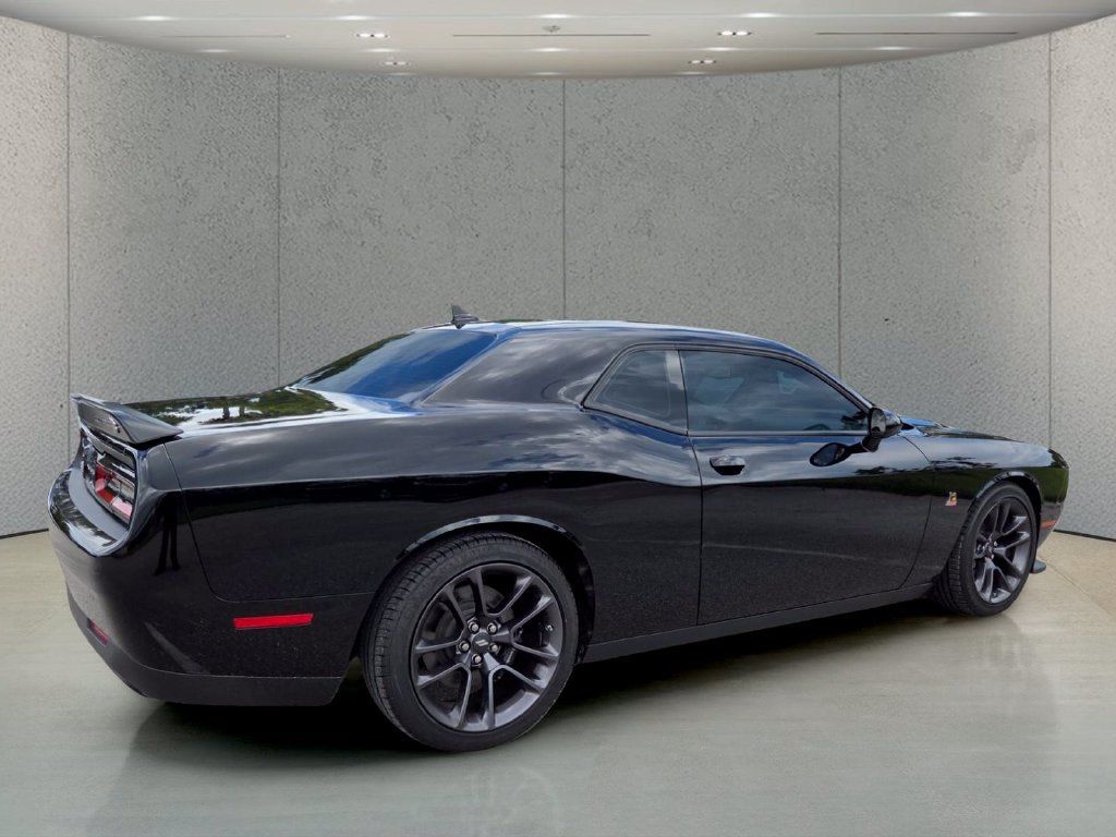 Used 2023 Dodge Challenger R/T Scat Pack RWD image 4