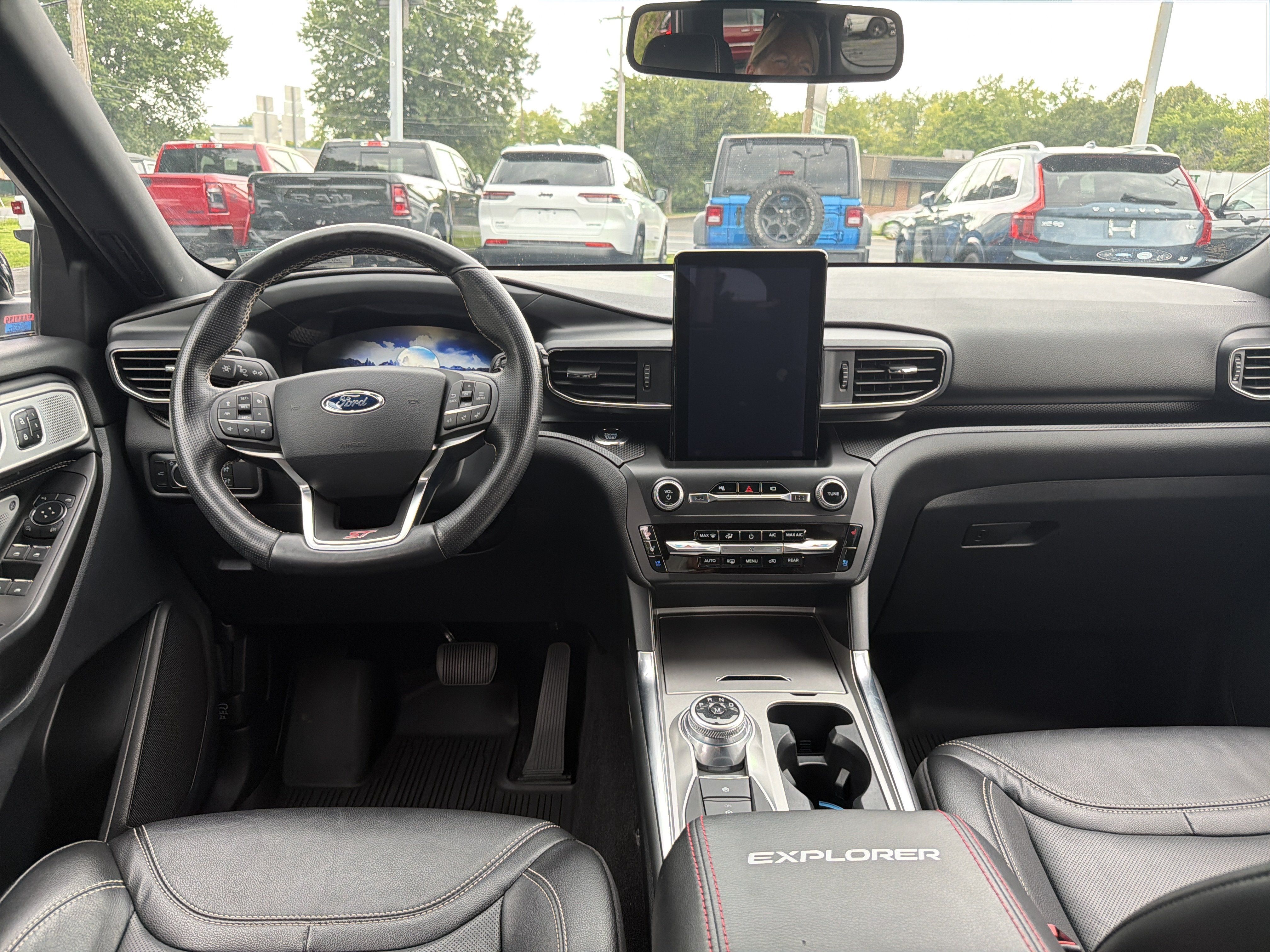 Used 2020 Ford Explorer ST w/ Premium Technology Package AWD/4WD image 19