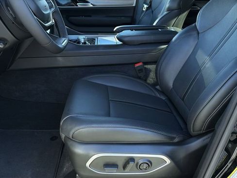 New 2026 Jeep Grand Wagoneer Limited AWD/4WD image 22