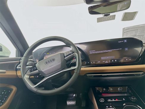 Used 2025 Audi A5 2.0T Premium Plus w/ Premium Plus image 19