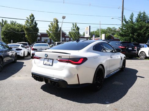 Used 2022 BMW M4 xDrive Competition w/ M Carbon Exterior Package AWD/4WD image 7
