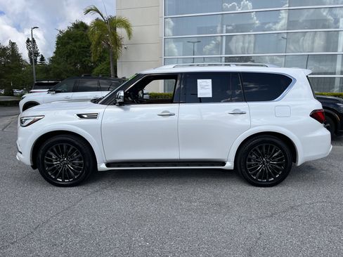 Certified 2024 INFINITI QX80 Sensory w/ Cargo Package AWD/4WD image 6