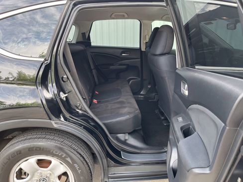 Used 2016 Honda CR-V LX image 15
