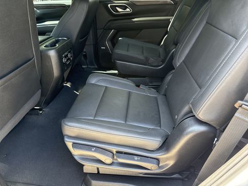 Used 2022 Chevrolet Tahoe LT w/ Luxury Package RWD image 20