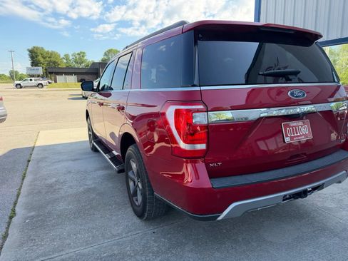 Used 2021 Ford Expedition XLT w/ FX4 Off-Road Package AWD/4WD image 29