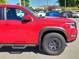 Certified 2025 Nissan Frontier PRO-4X video 2