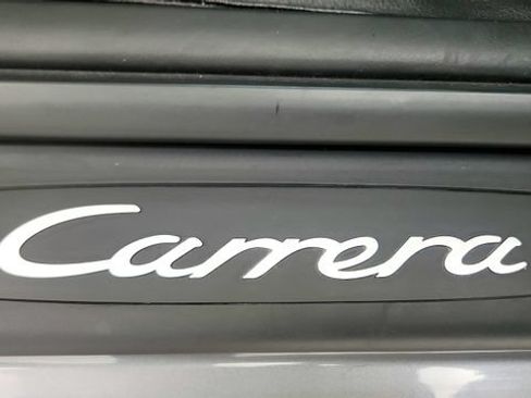 Used 2001 Porsche 911 Carrera RWD image 34