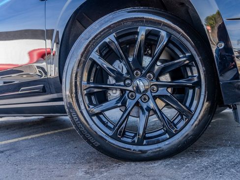 Used 2024 Cadillac Escalade ESV Sport Platinum w/ LPO, ONYX Package image 33