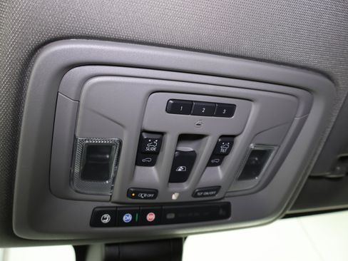 Used 2021 Chevrolet Silverado 1500 LTZ w/ LTZ Premium Package image 60