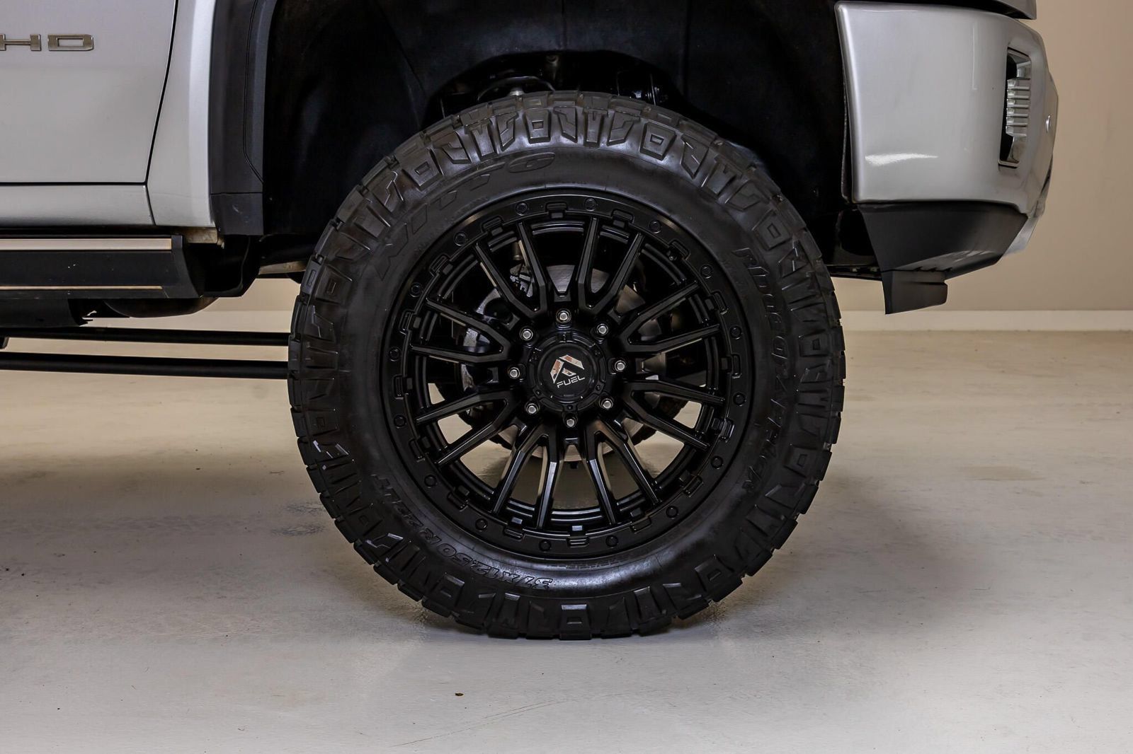 Used 2023 GMC Sierra 2500 Denali w/ Denali Ultimate Package AWD/4WD image 11