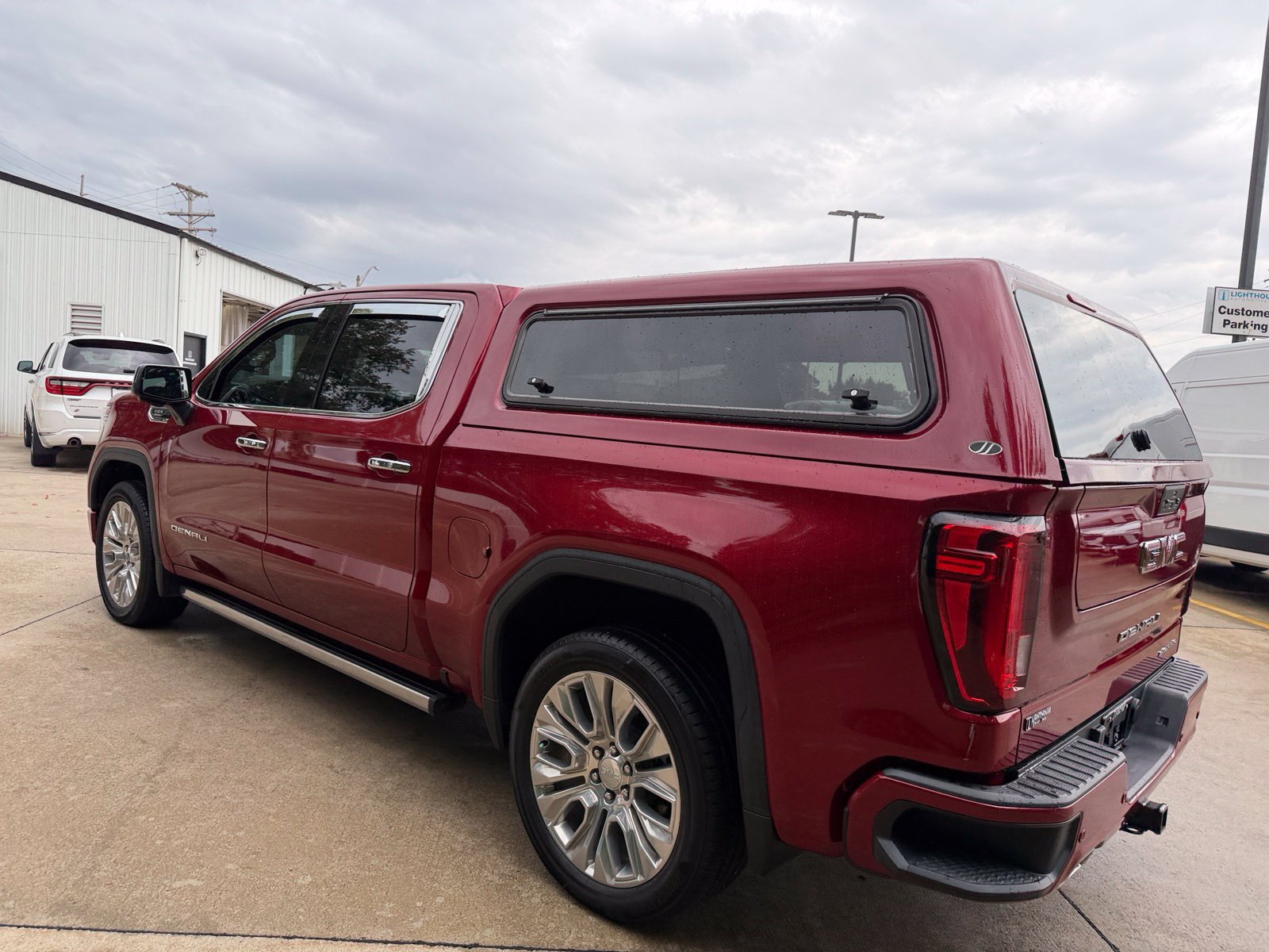Used 2020 GMC Sierra 1500 Denali w/ Denali Ultimate Package AWD/4WD image 8