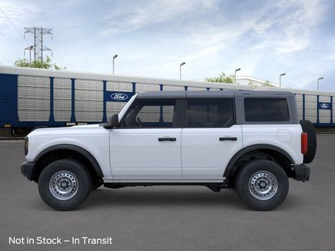 New 2026 Ford Bronco 4-Door image 3