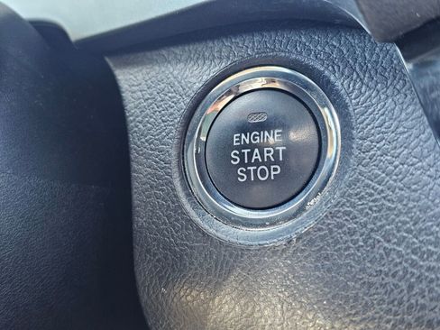 Used 2018 Toyota Sienna Limited AWD/4WD image 35