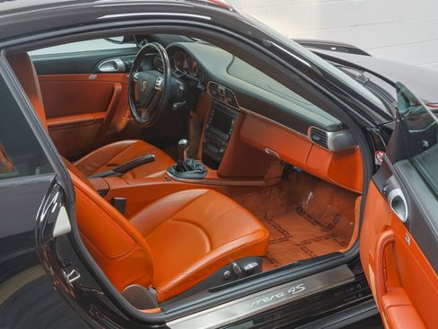 Used 2009 Porsche 911 Carrera 4S image 82