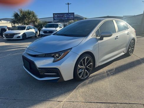 Used 2022 Toyota Corolla SE image 1