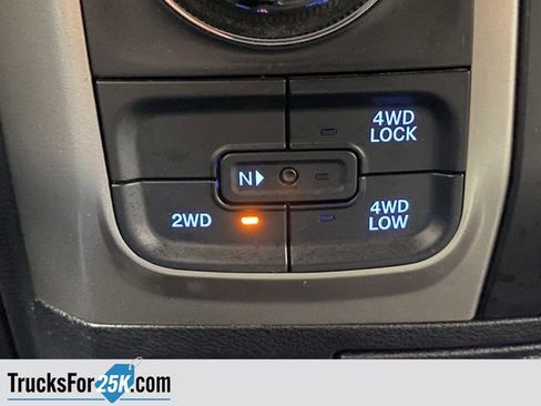 Used 2018 RAM 1500 Classic SLT image 20