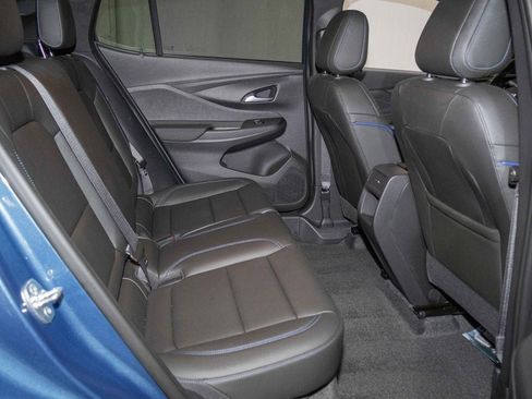 Certified 2025 Buick Envista Sport Touring w/ Convenience I Package image 15