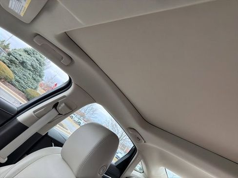 Used 2017 Buick LaCrosse Essence w/ Sun and Shade Package image 9