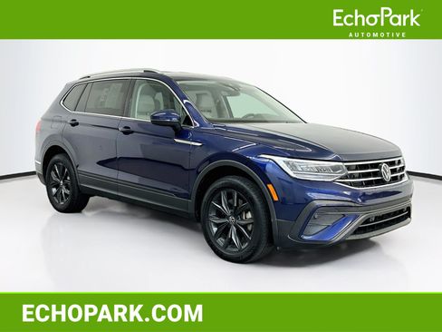 Used 2024 Volkswagen Tiguan SE AWD/4WD image 1