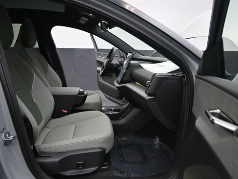 New 2026 Volvo EX30 Cross Country Ultra w/ Protection Package Premier AWD/4WD image 14