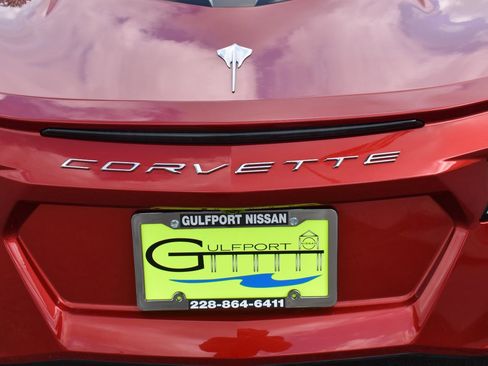 Used 2021 Chevrolet Corvette Stingray Premium Cpe w/ Engine Appearance Package RWD image 8