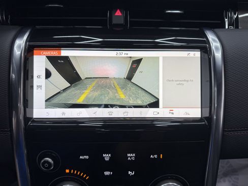 Used 2020 Land Rover Discovery Sport SE R-Dynamic AWD/4WD image 21