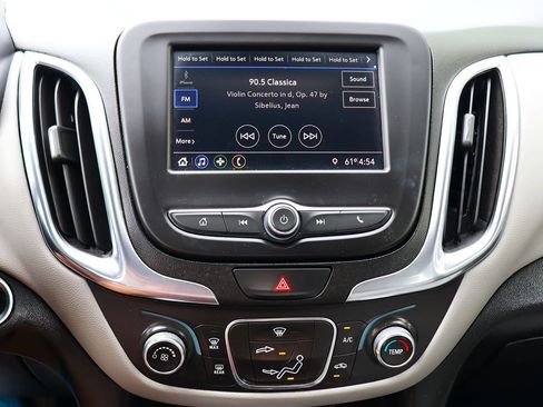 Used 2021 Chevrolet Equinox LS FWD image 49
