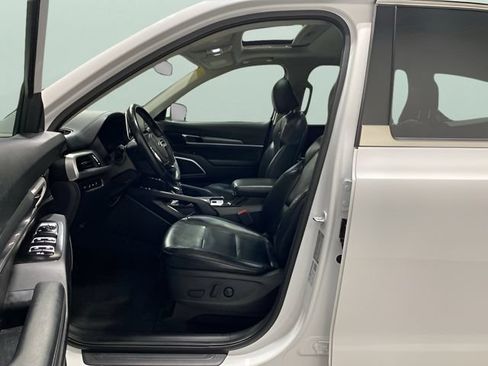 Used 2020 Kia Telluride S AWD/4WD image 11
