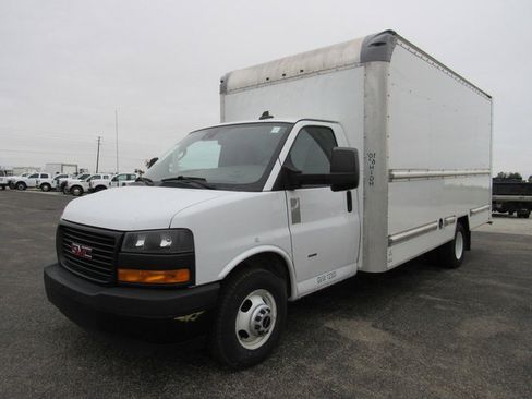 Used 2021 GMC Savana 3500 Extended w/ Power Convenience Package RWD image 7