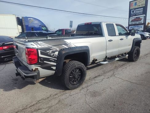 Used 2015 Chevrolet Silverado 2500 LT w/ Z71 Package, Off-Road AWD/4WD image 8