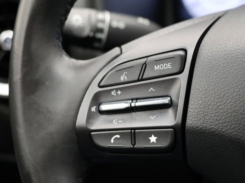 Used 2023 Hyundai Kona Limited AWD/4WD image 20