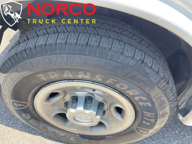 Used 2014 Chevrolet Express 2500 RWD image 12