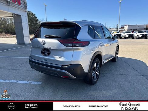 Certified 2023 Nissan Rogue SL w/ SL Premium Package image 8