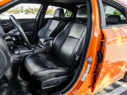 Used 2014 Dodge Charger R/T image 4