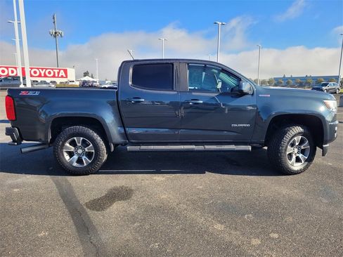 Used 2018 Chevrolet Colorado Z71 image 3